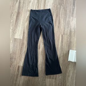 Lululemon Groove Pant
